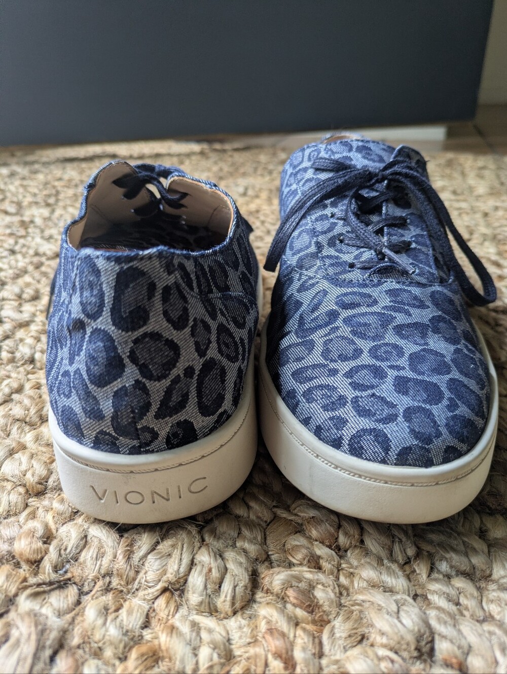 Vionic Callie Sneakers 9